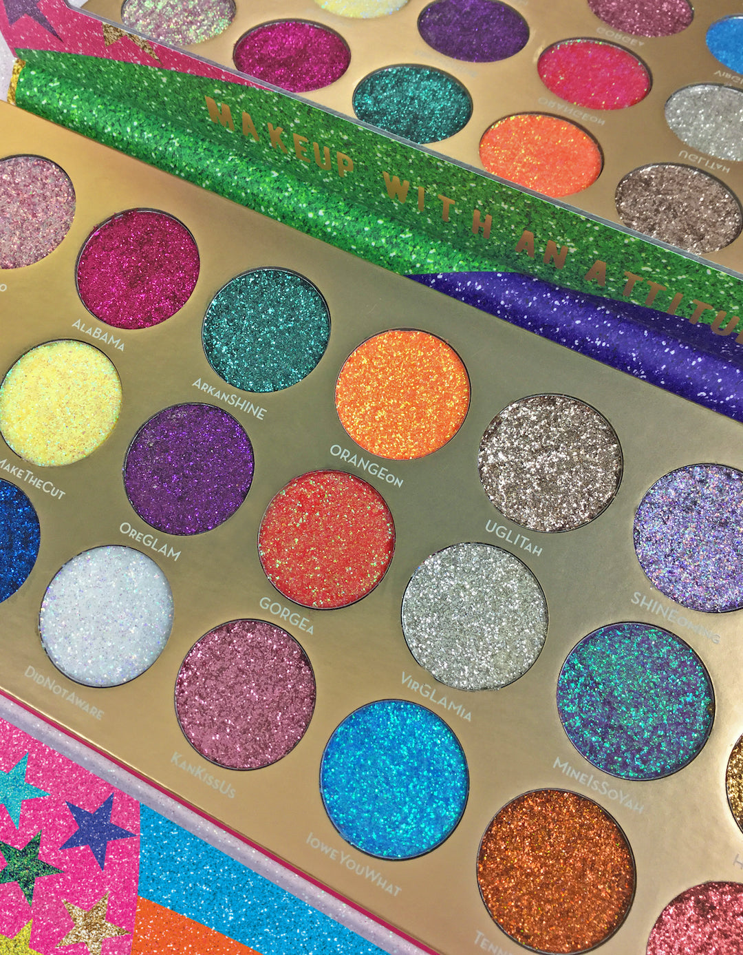 United Shades of Glitter -  21 Pressed Glitter Eyeshadow Palette